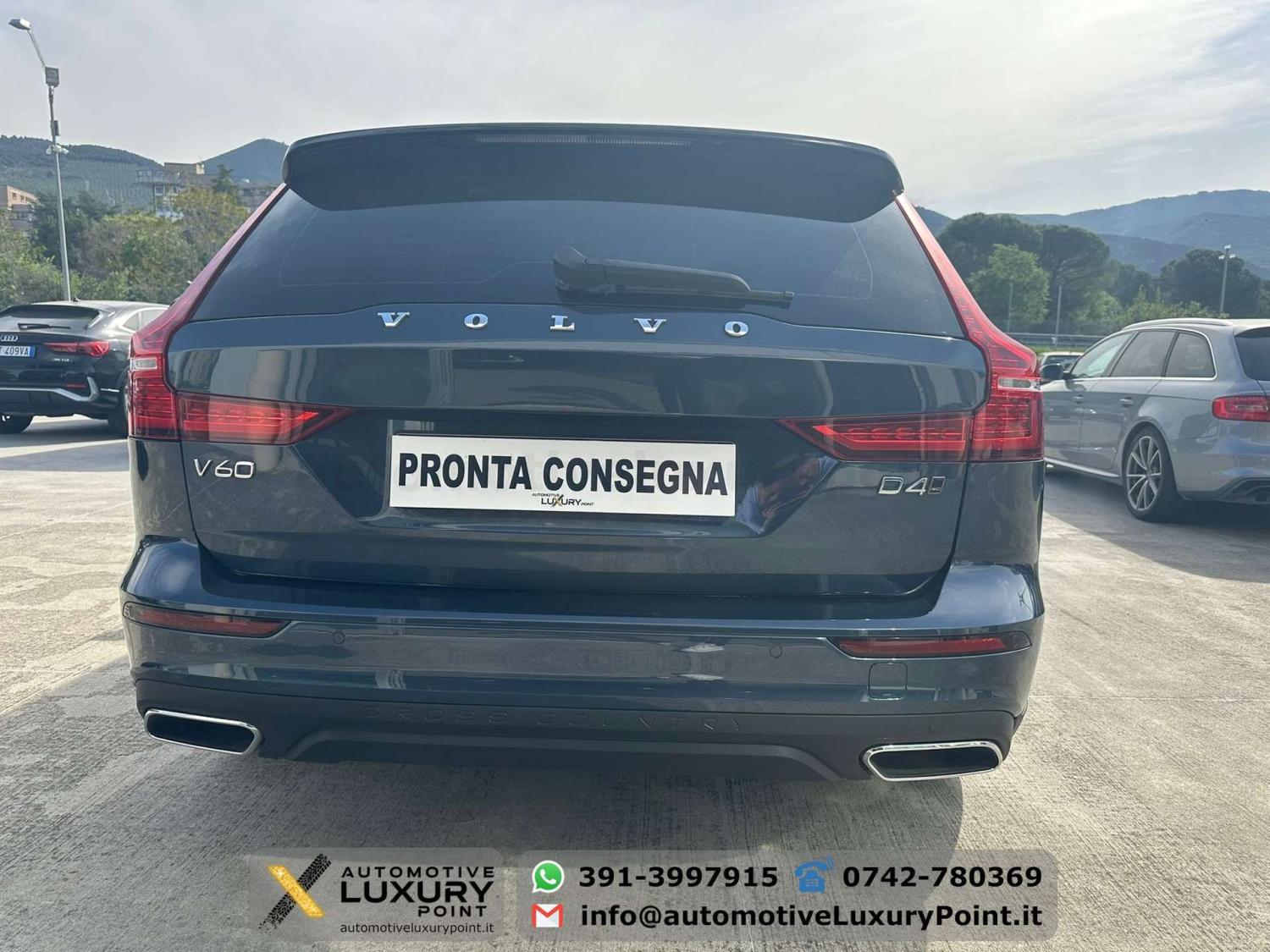 https://www.automotiveluxurypoint.it/wp-content/uploads/2024/04/volvo-v60-cross-country-2-0-d4-business-plus-awd-pronta-consegna-225064-5.jpg