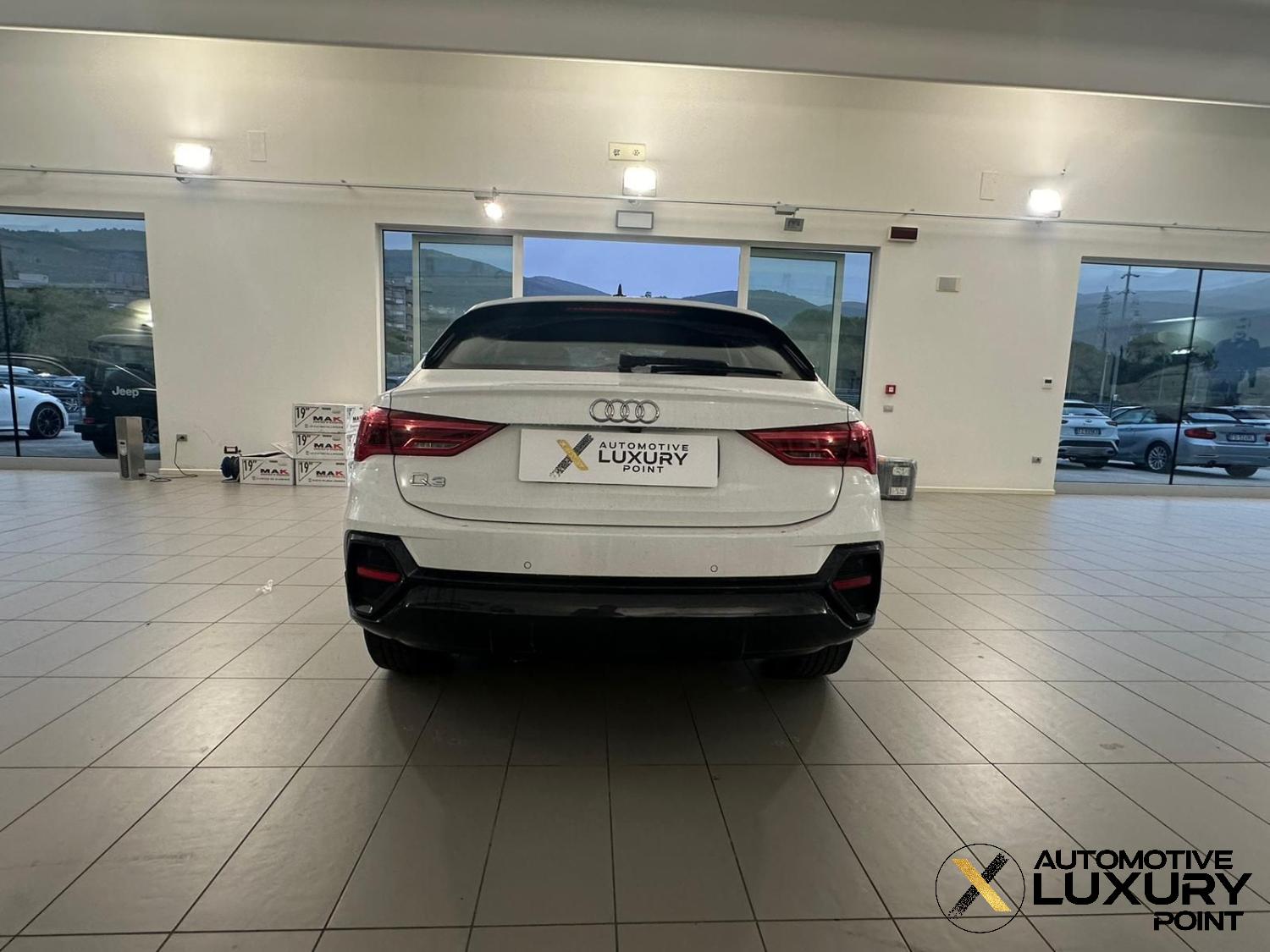 Audi Q3 SPB 35 TDI S Tronic Business Plus